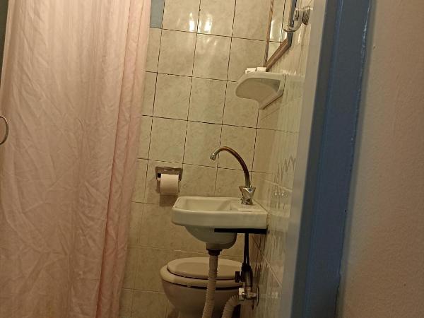 Elite Hotel : photo 8 de la chambre chambre familiale avec salle de bains privative