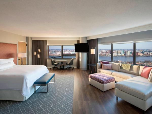 The Westin Copley Place, Boston : photo 4 de la chambre suite studio avec lit king-size et canapé-lit - vue sur fleuve