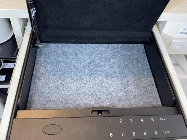 Asta Hotel : photo 10 de la chambre chambre double avec salle de bains privative