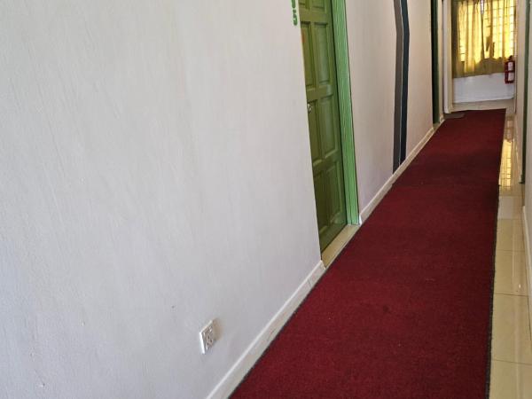 Olive Hotel : photo 4 de la chambre chambre double familiale