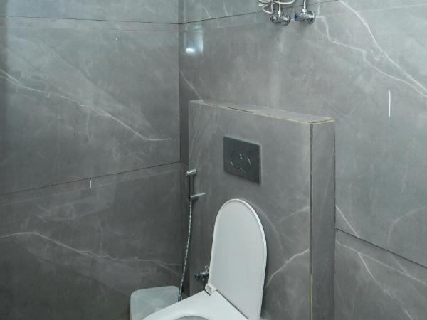 ASTER HOMES I 2Bhk I Sec-39 I Near Medanta : photo 3 de la chambre appartement 2 chambres