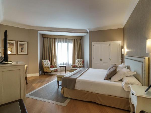 Hotel Carlton : photo 1 de la chambre chambre double ou lits jumeaux