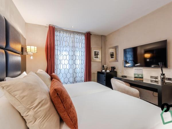 Hotiday Room Collection - Paris Arc de Triomphe : photo 2 de la chambre chambre double