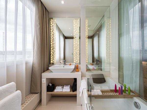 N'vY Manotel : photo 1 de la chambre chambre double – vue sur lac