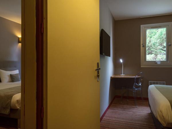 The Originals City, Hôtel Solana, Niort Est MendesFrance : photo 1 de la chambre chambre quadruple confort