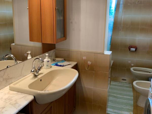 Lovenice Center : photo 8 de la chambre petite chambre double ou lits jumeaux