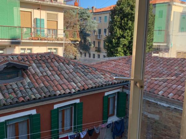 Lovenice Center : photo 6 de la chambre petite chambre double ou lits jumeaux