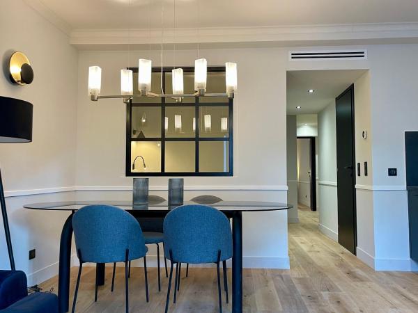 Alfred Suites - Appart's Hôtel - Dijon - Centre Historique : photo 2 de la chambre appartement supérieur