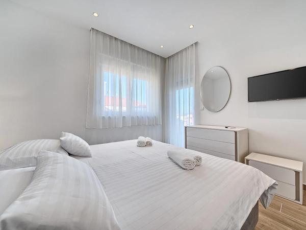 Hotel Trogirski Dvori : photo 5 de la chambre appartement avec balcon