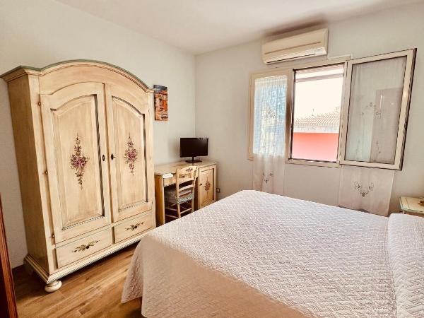 Affittacamere Ciro's House : photo 9 de la chambre chambre double ou lits jumeaux avec salle de bains privative
