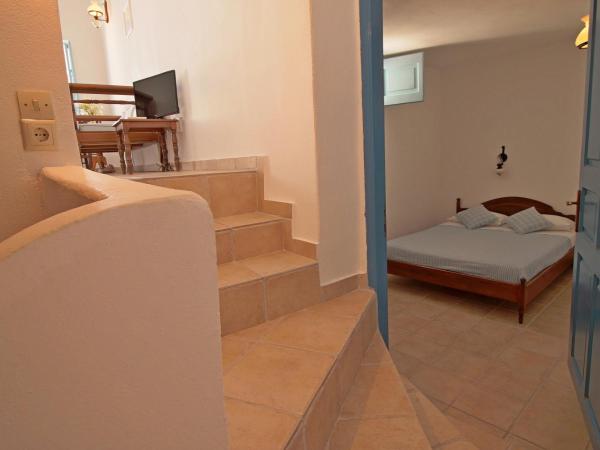 Aethrio Sunset Village - Oia : photo 4 de la chambre studio (4 adultes)