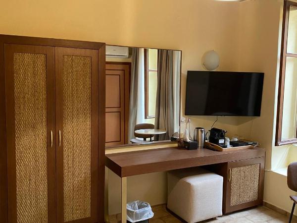 Helena Hotel : photo 4 de la chambre chambre double standard