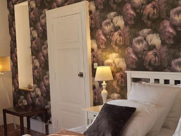 Le Manoir du Moulin de Madame : photo 5 de la chambre suite deluxe avec baignoire spa