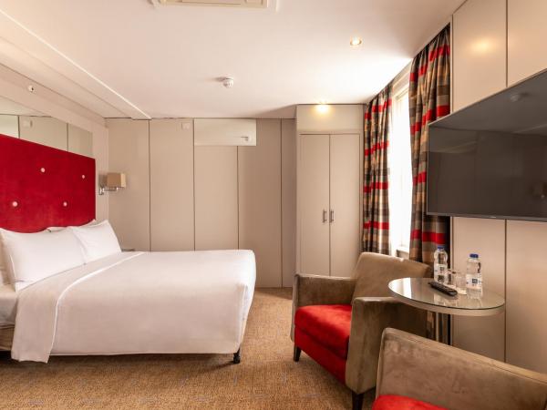 DoubleTree by Hilton London - West End : photo 4 de la chambre chambre lit queen-size familiale supérieure