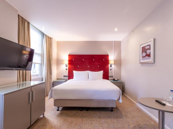 DoubleTree by Hilton London - West End : photo 2 de la chambre chambre lit king-size supérieure