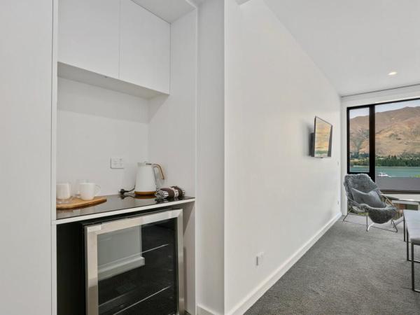 Lakefront Premier Studio : photo 6 de la chambre studio