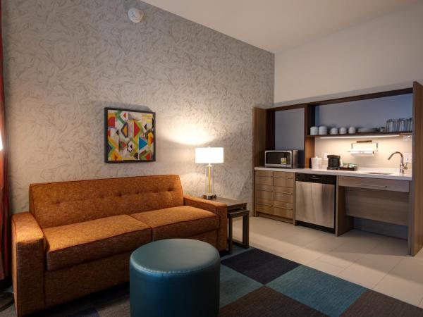 Home2 Suites By Hilton Charlotte Uptown : photo 2 de la chambre suite studio lit king-size - adaptée aux personnes malentendantes - non-fumeurs
