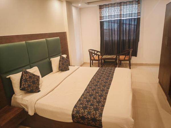 Hotel D Tark Near IGI Airport : photo 2 de la chambre chambre quadruple