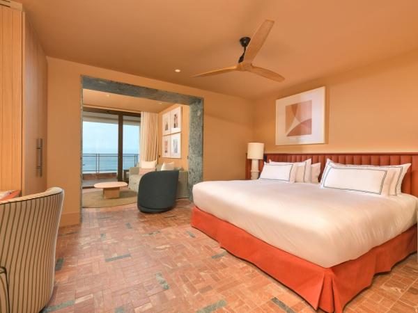 El Fuerte Marbella : photo 1 de la chambre chambre double avec salon - vue directe sur mer