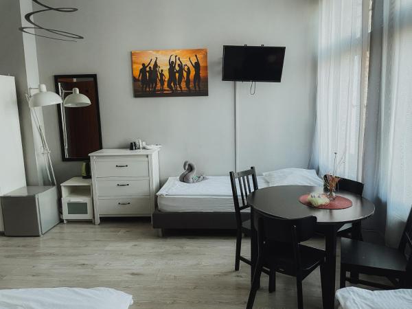 Central Sopot : photo 3 de la chambre chambre triple classique