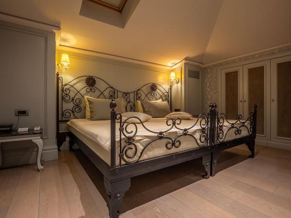 MFB Tarabya Hotel : photo 2 de la chambre suite familiale