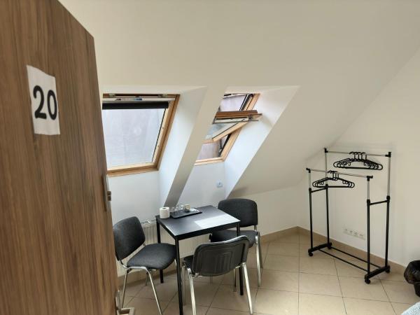 Apartamenty Gołębia-Budget : photo 1 de la chambre chambre double standard avec salle de bains commune