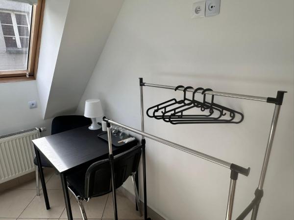 Apartamenty Gołębia-Budget : photo 2 de la chambre chambre double standard avec salle de bains commune