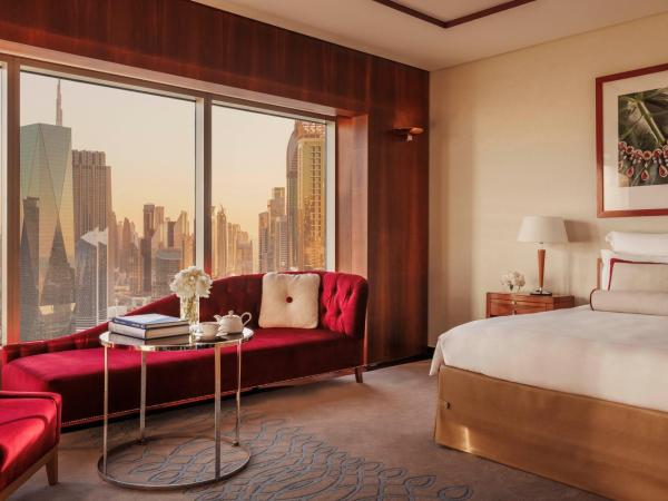 Jumeirah Emirates Towers Dubai : photo 1 de la chambre chambre deluxe pour femmes