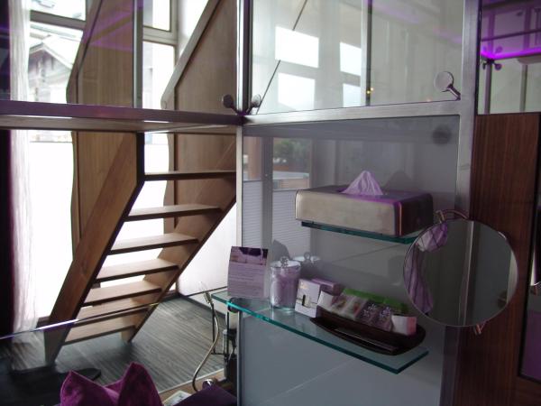 Backstage Boutique SPA Hotel : photo 4 de la chambre suite familiale cube-loft