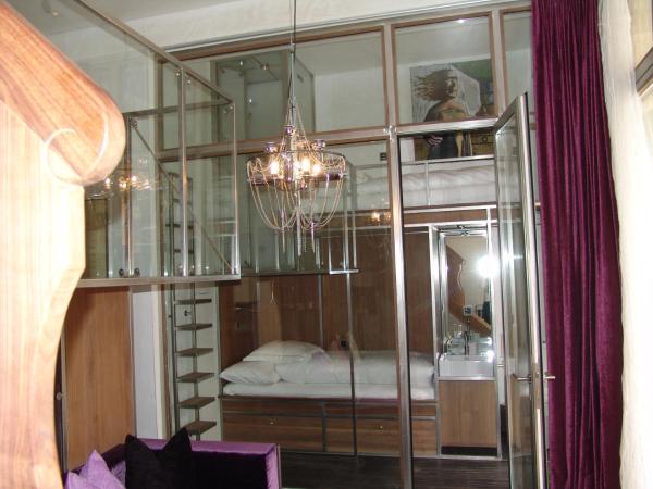 Backstage Boutique SPA Hotel : photo 6 de la chambre suite familiale cube-loft