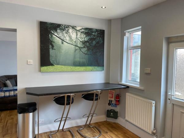 Delightful home in Manchester : photo 7 de la chambre maison de vacances
