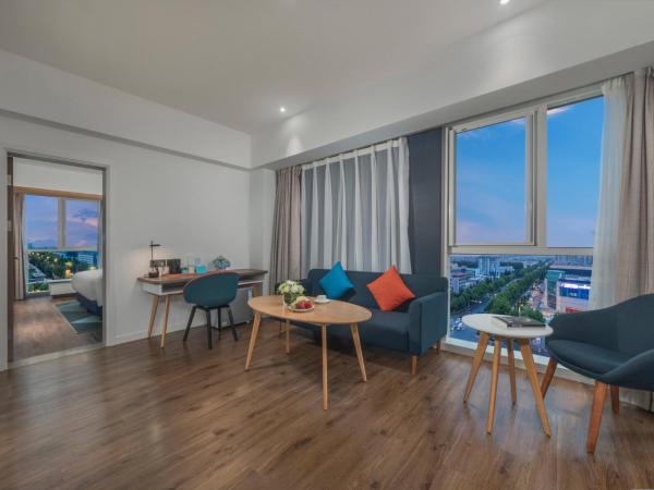 Holiday Inn Express Qingdao Chengyang Central, an IHG Hotel : photo 5 de la chambre suite 1 chambre