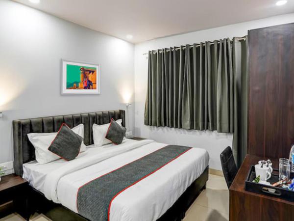 Hotel Shalimar Residency : photo 8 de la chambre chambre double supérieure