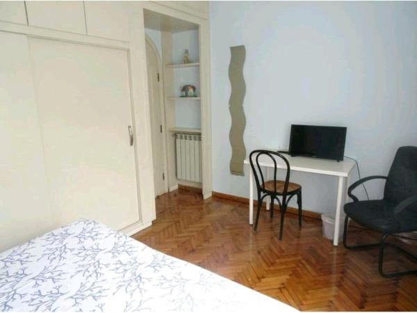 B&B Rivalta - Posillipo : photo 2 de la chambre chambre double ou lits jumeaux - vue sur jardin