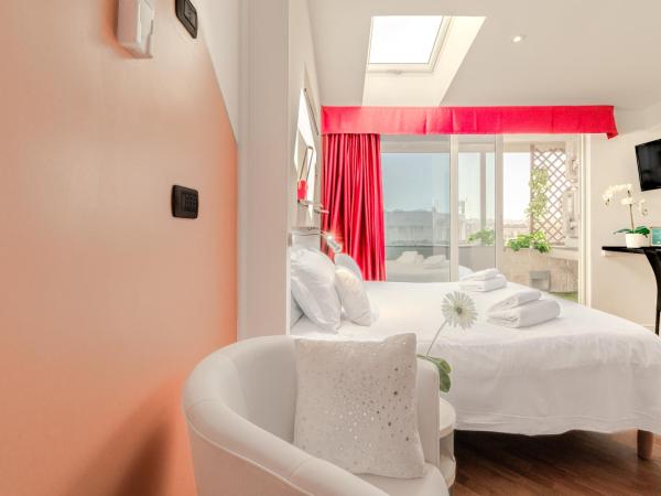 Il Panoramico Rooms : photo 10 de la chambre chambre double avec balcon