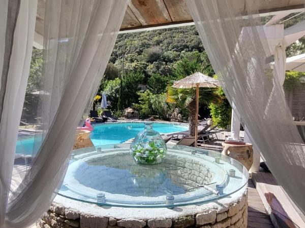 Petra-Bianca : photo 10 de la chambre suite deluxe avec baignoire spa