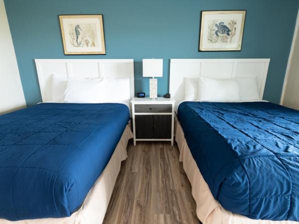 Ocean Villa Inn : photo 3 de la chambre chambre vue sur océan avec 2 lits queen-size