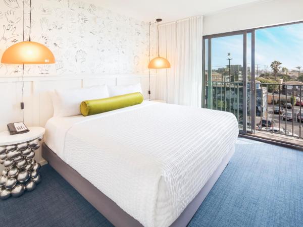 Hotel Erwin Venice Beach : photo 4 de la chambre hébergement lit king-size - vue sur ville