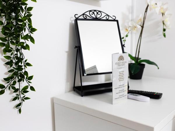 Guest House Triunfo : photo 8 de la chambre chambre simple donnant sur l’intérieur