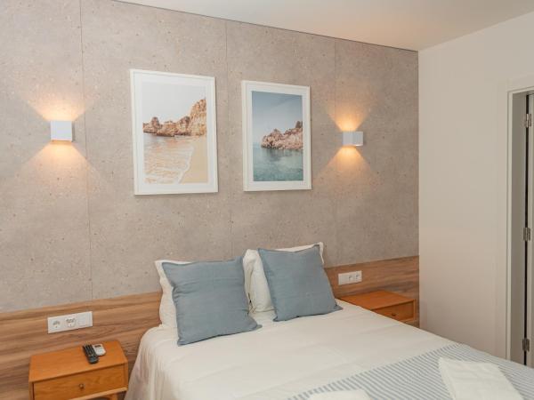 Faro Heart - Breakfast option : photo 2 de la chambre standard family room - third floor