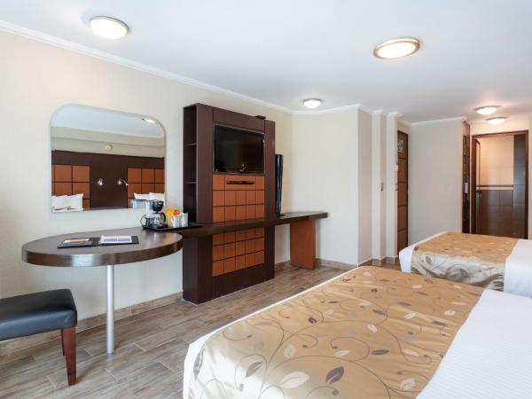 Sleep Inn Puebla Centro Hist rico : photo 6 de la chambre quadruple room with two queen beds and no view - non smoking/interior corridor