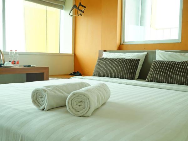World Hotel Jakarta - Bandengan : photo 2 de la chambre chambre double deluxe