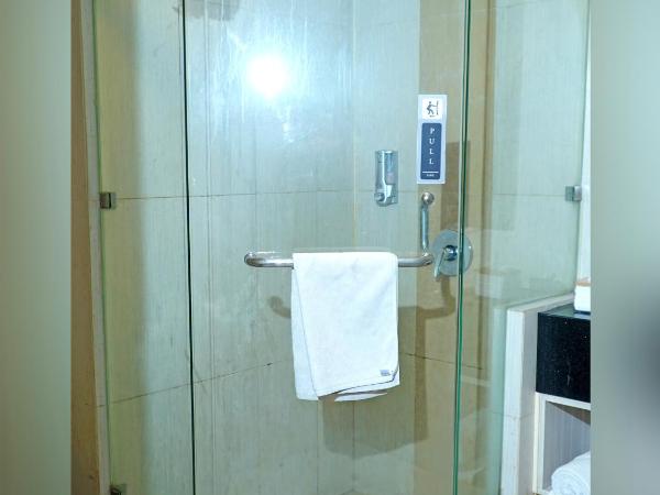 World Hotel Jakarta - Bandengan : photo 4 de la chambre chambre lits jumeaux supérieure