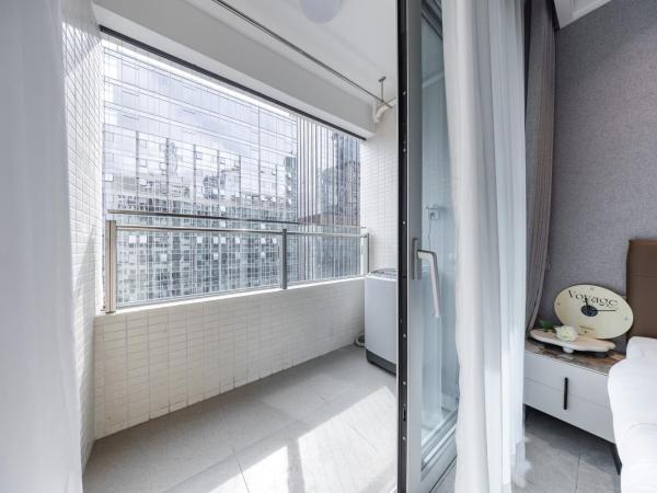 岗厦雅乐行政公寓- Shenzhen Convention and Exhibition Center : photo 7 de la chambre chambre supérieure lit queen-size