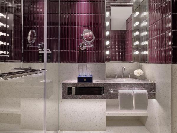 Hyatt Centric Zhongshan Park Shanghai : photo 3 de la chambre chambre lit king-size avec vue