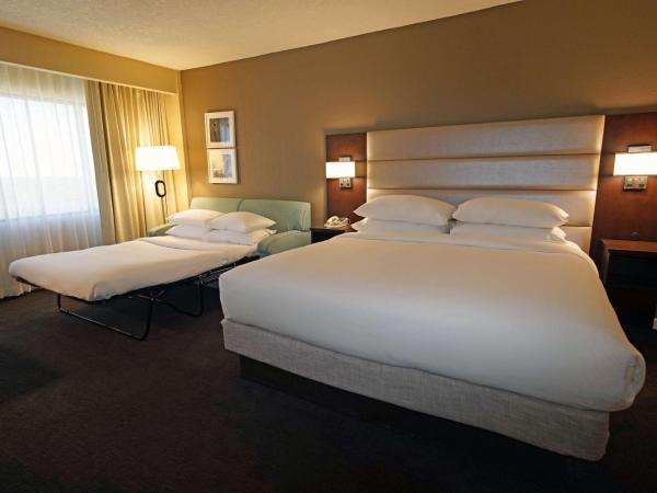 DoubleTree by Hilton Orlando Downtown : photo 6 de la chambre chambre lit king-size avec canapé-lit