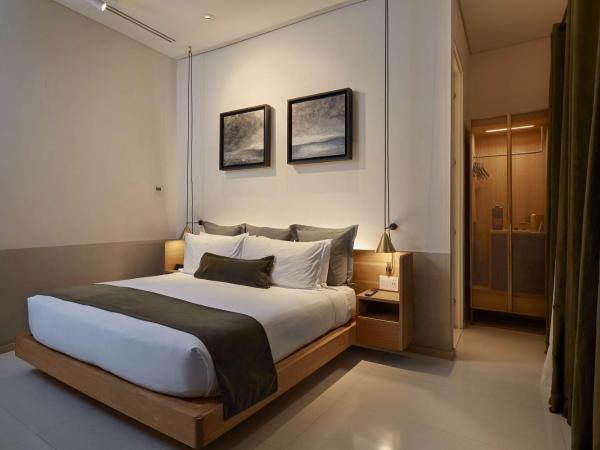 Umbral, Curio Collection By Hilton : photo 4 de la chambre chambre lit king-size avec balcon intérieur