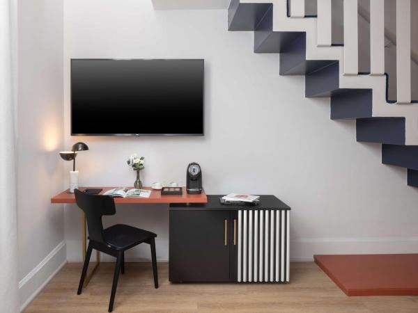 Anglo American Hotel Florence, Curio Collection By Hilton : photo 5 de la chambre classic anglo suite