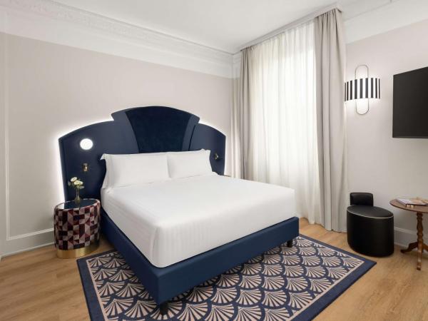 Anglo American Hotel Florence, Curio Collection By Hilton : photo 4 de la chambre chambre king de luxe avec terrasse