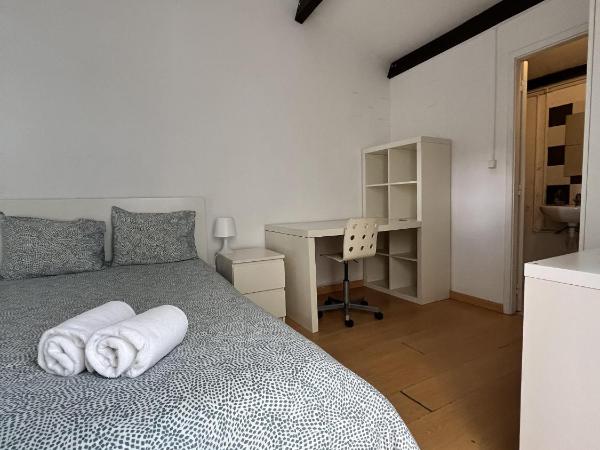 Relógio Guest House : photo 4 de la chambre chambre double avec salle de bains privative